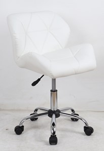 Кресло компьютерное LOOZ белый в Биробиджане